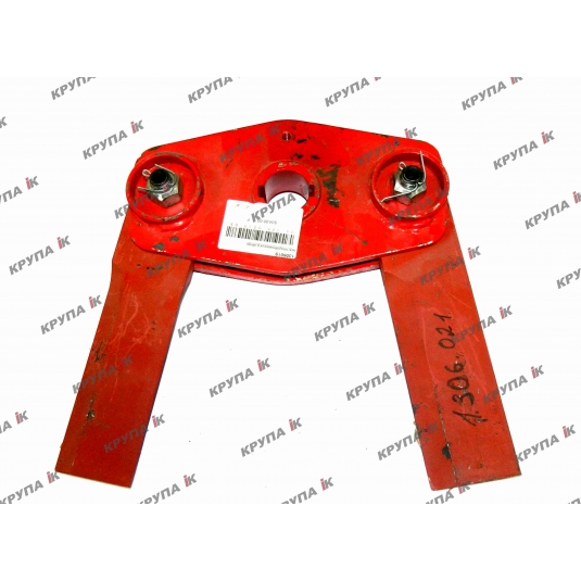 Нож 1.306.019  измельчителя в сборе жатки OROS (старого образца) 1306019 OROS (1.306.021-2шт, 1.306.022-1шт, 1.306.024-1шт, 1.319.890-2шт,  1.319.804-2шт, M12x1,25-2шт, 1.310.754-2шт.)